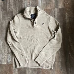 American Eagle sweater
